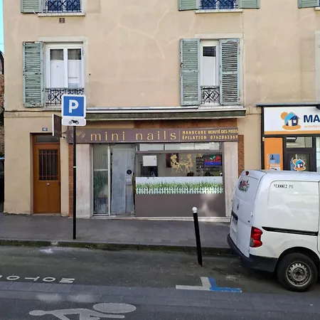 Transit Homestay Palaiseau
