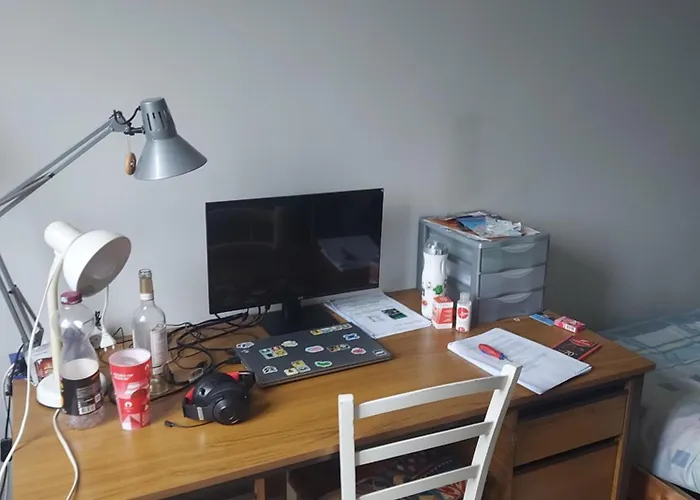 Transit Kwatera prywatna *