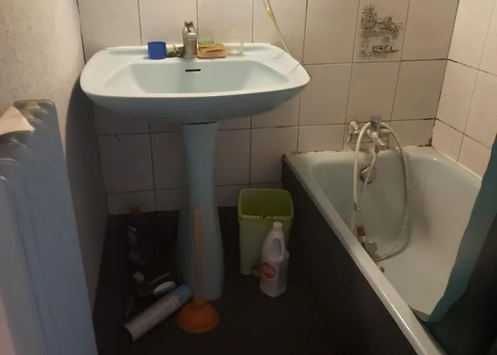 Transit Kwatera prywatna *