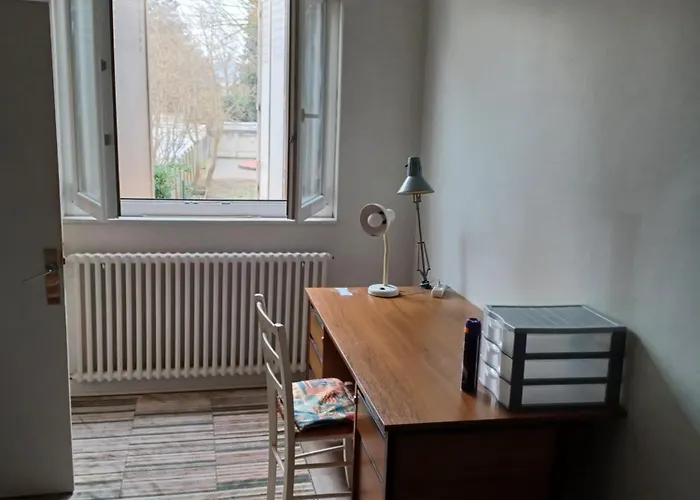 Habitación en casa particular Transit *
