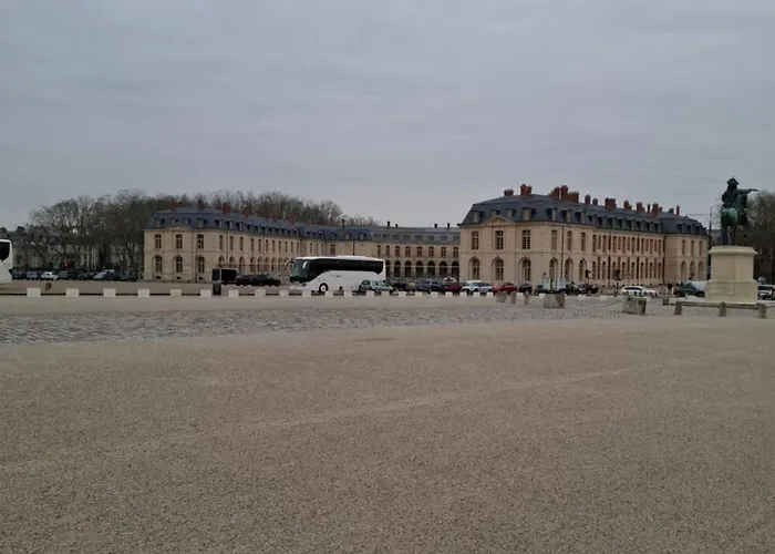 Kwatera prywatna Transit *